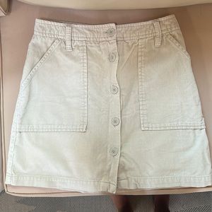 Old Navy Cream Jean skirt size 4